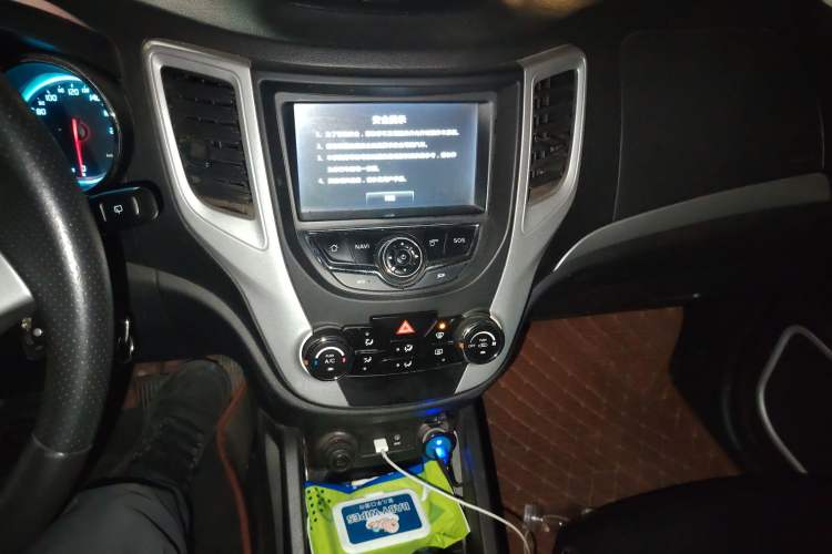 Used Changan CS35 2015 1.6L Manual Luxury Model China IV Standard
