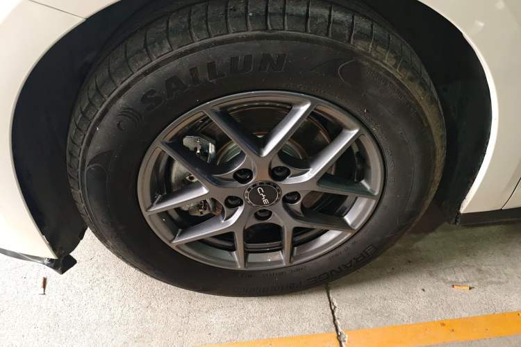 Used BYD Seal 06 New Energy 2025 DM-i Smart Drive 80KM Luxury Model Exterior 4