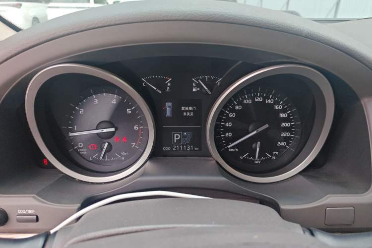 Used Toyota Land Cruiser 2012 4.6L V8 Middle East Version