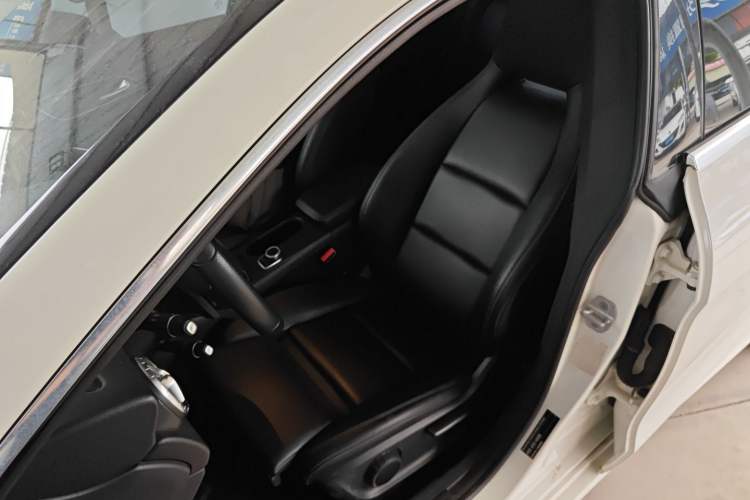 Used Mercedes-Benz CLA 2017 Refreshed CLA 200 Sport Edition Left Front Seat