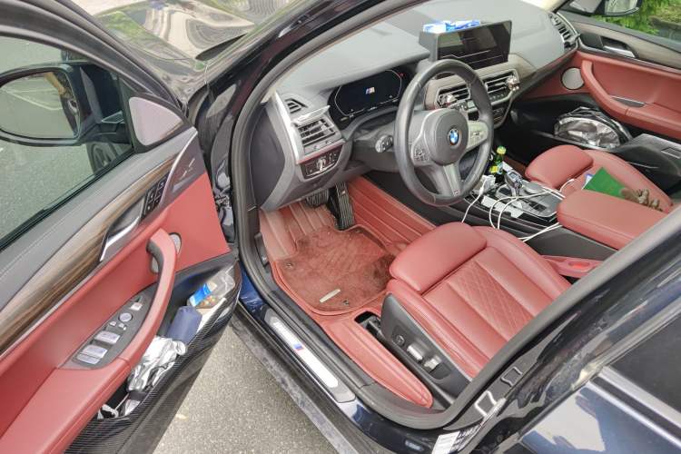 Used BMW X3 2023 xDrive30i Leading Model M Night Edition Package Driver Seat