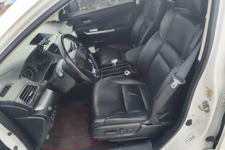 Used Honda CR-V 2012 2.4L four-wheel drive luxury version Left Front Seat