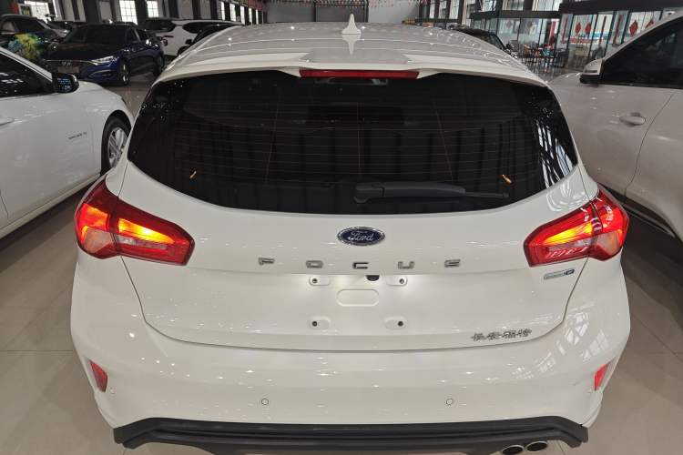 Used Ford Focus Active 2021 EcoBoost 180 Automatic Trendy Model