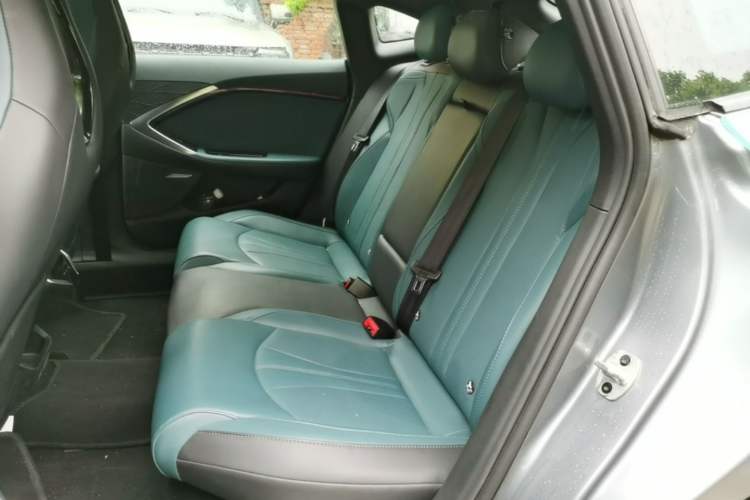 Used MG 7 2023 2.0T Automatic Trophy+ Ignition Glory Edition
