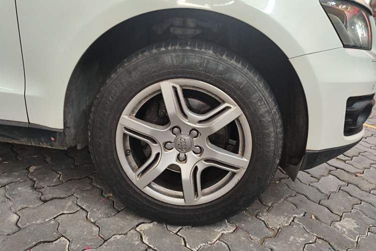 Used Audi Q5 2012 2.0TFSI Technology Model Right Front Wheel Hub