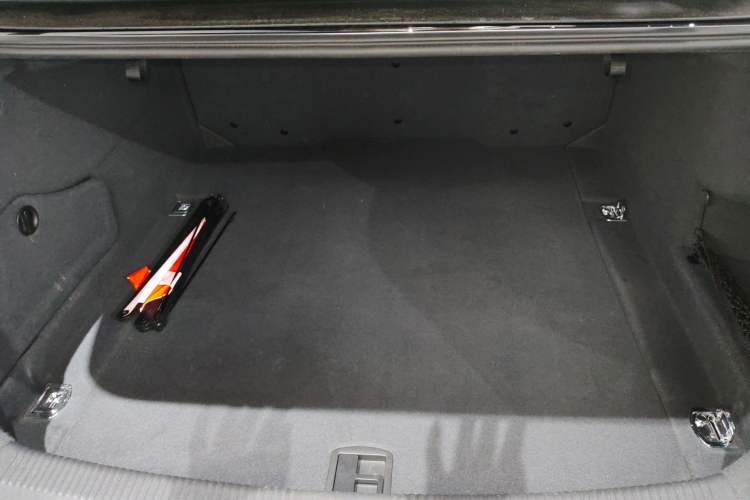 Used Audi A6L 2018 35 TFSI Collector's Edition Trunk