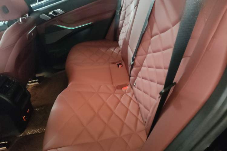 Used BMW X5 2023 xDrive 30Li Luxury M Sport Night Edition Package
