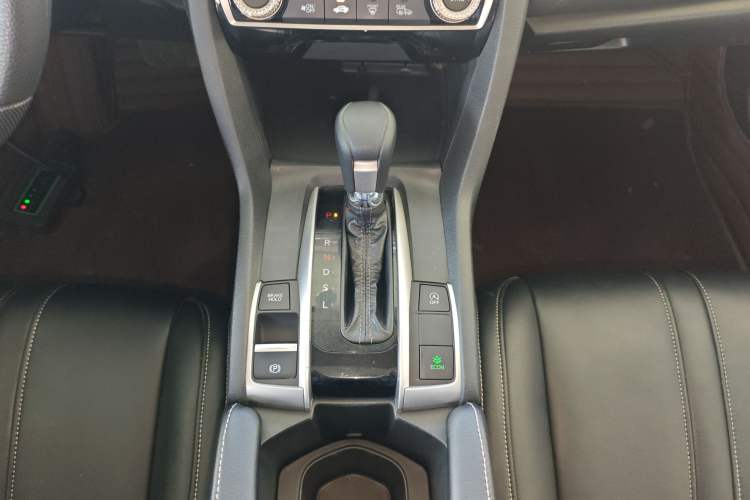 Used Honda Civic 2016 220TURBO CVT Luxury Edition