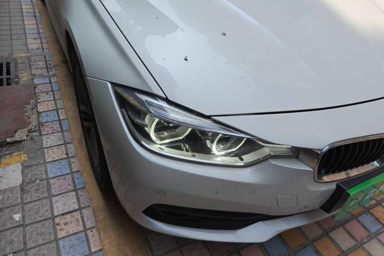 Used BMW 3 Series 2016 320i Fashion Model
