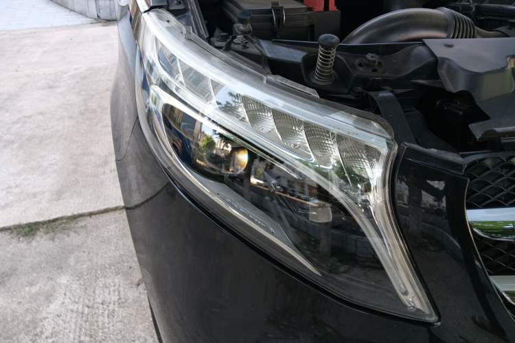 Used Mercedes-Benz V-Class 2021 V 260 Prestige Edition