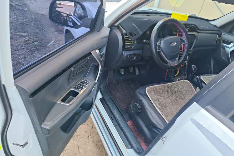 Used Chery Tiggo 3 2016 1.6L Manual ZhiShang Edition Driver Seat