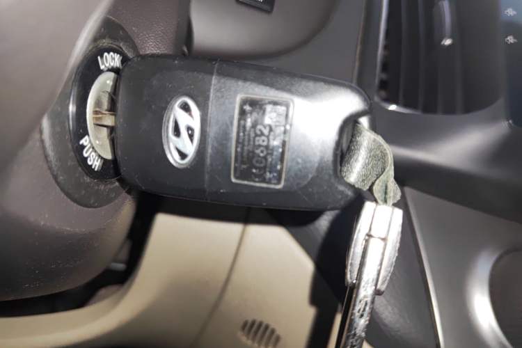 Used Hyundai Celesta 2011 1.6L Manual Comfort Edition
