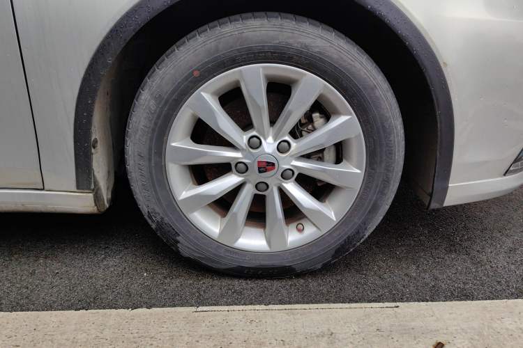 Used Roewe i6 New Energy 2017 45T Hybrid Connect & Smart Enjoyment Edition