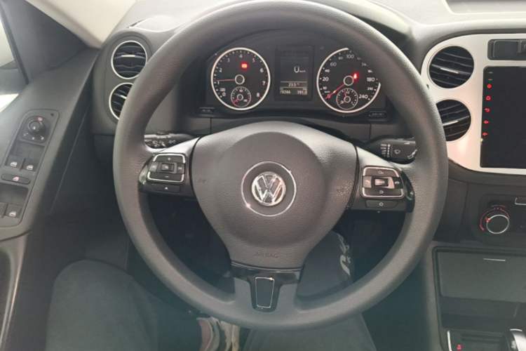 Used Volkswagen Tiguan 2017 300TSI Automatic Two-Wheel Drive Silk Road Luxury Edition