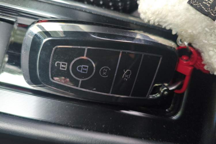 Used Lincoln Corsair 2022 2.0T Two-Wheel Drive Deluxe Edition