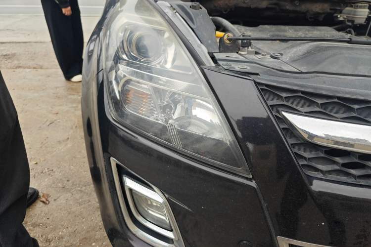 Used Mazda 8 2013 2.5L Ultimate Edition