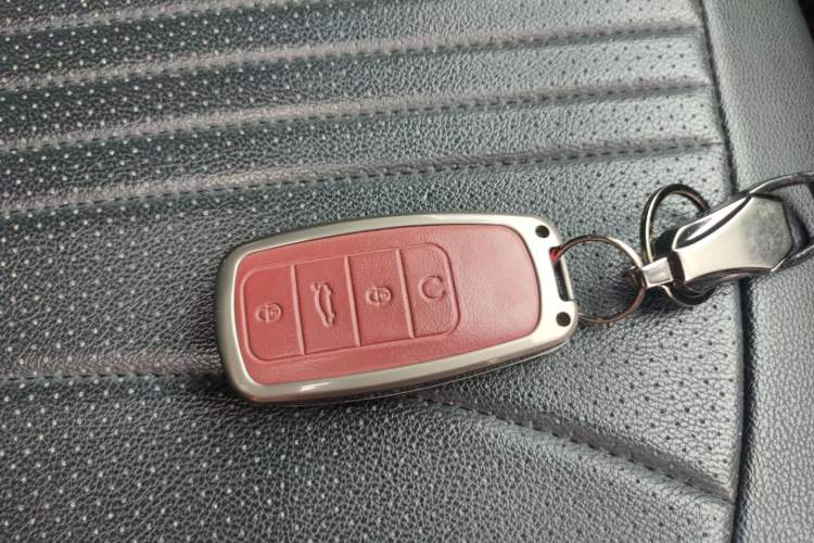 Used Chery Tiggo 8 PRO 2025 290T Two-Wheel-Drive Luxury Edition