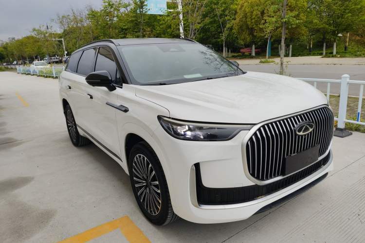 Used Chery Tiggo 9 2025 2.0T Automatic Two-Wheel Drive Luxury Edition 5 Seats Front Right 45 Deg