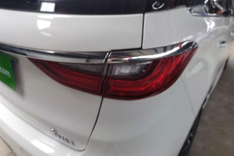 Used BYD Song MAX 2017 1.5T Automatic Smart Connect Luxury 7-Seater