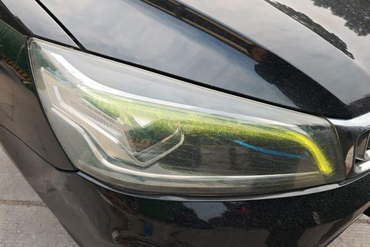 Used Geely Auto Emgrand 2019 Leading Edition 1.5L Manual Upgraded Connectivity Model China V Standard
