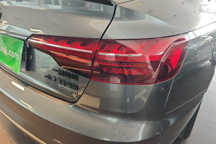 Used Audi A4L 2024 40 TFSI quattro RS Performance Package Right Rear Taillight