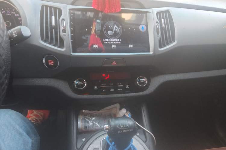 Used Kia Sportage R 2015 2.0L Automatic Two-Wheel Drive DLX Model Audio And AC Panel