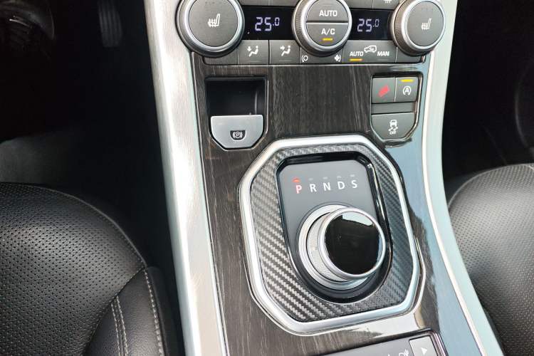 Used Land Rover Range Rover Evoque 2016 2.0T SE PLUS Smart Enjoyment Edition
