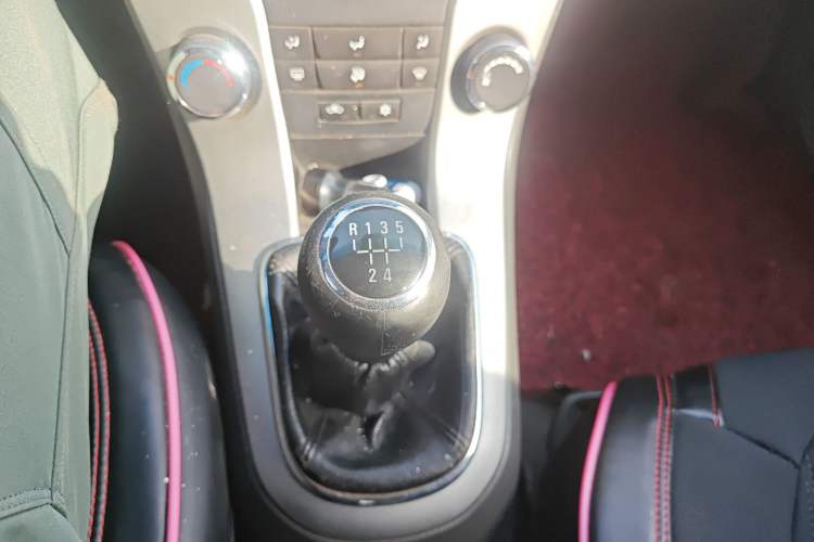 Used Chevrolet Cruze 2013 1.6L SE MT