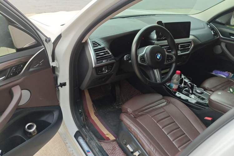 Used BMW X3 2022 Facelift xDrive30i Luxury Edition M Night Edition Package Driver Seat