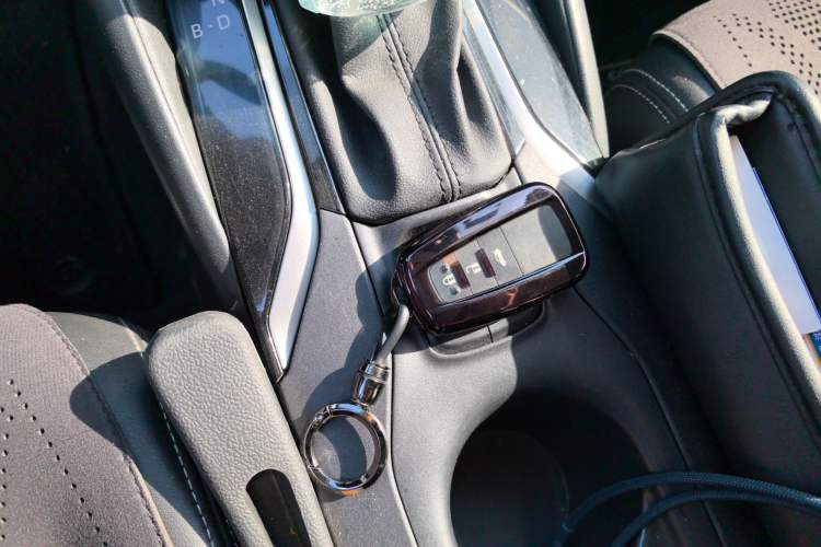 Used Toyota Corolla 2021 Dual-Motor 1.8L E-CVT Elite Edition