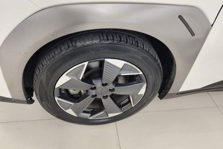 Used AION Y 2022 70 Intelligent Edition Lithium Iron Phosphate