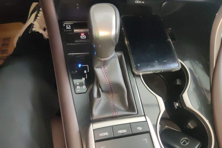Used Lexus RX 2020 Facelifted 300 4x4 Elegant Edition Gear Lever