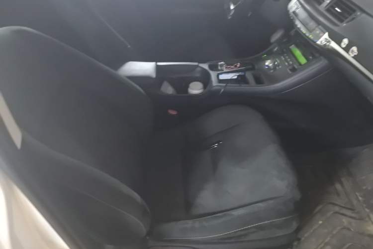 Used Lexus CT 2017 CT200h Elite Edition Solid Color China V Standard