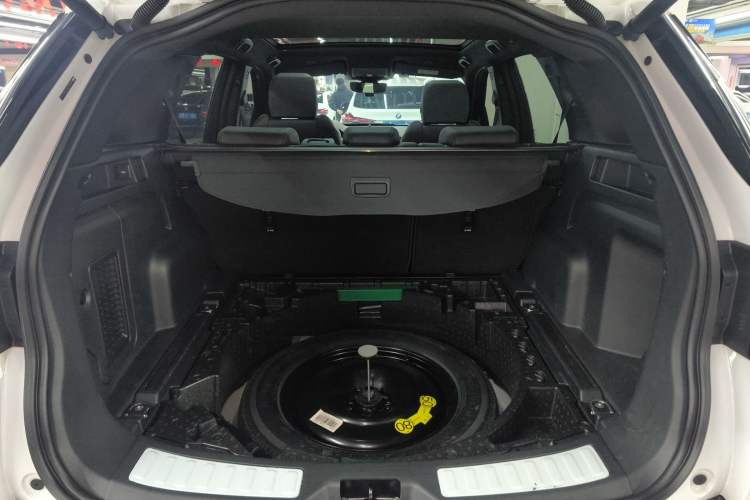 Used Land Rover Discovery Sport 2023 249 PS R-Dynamic S Performance Edition