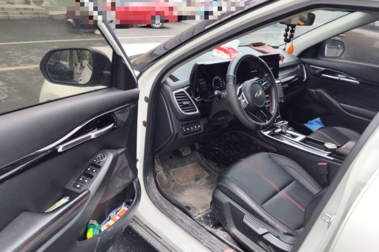 Used Kia KX3 2020 1.5L CVT Trend Edition Driver Seat