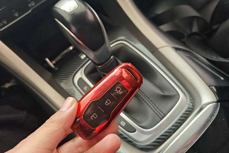 Used Ford Mondeo 2013 2.0L GTDi 200 Luxury Model