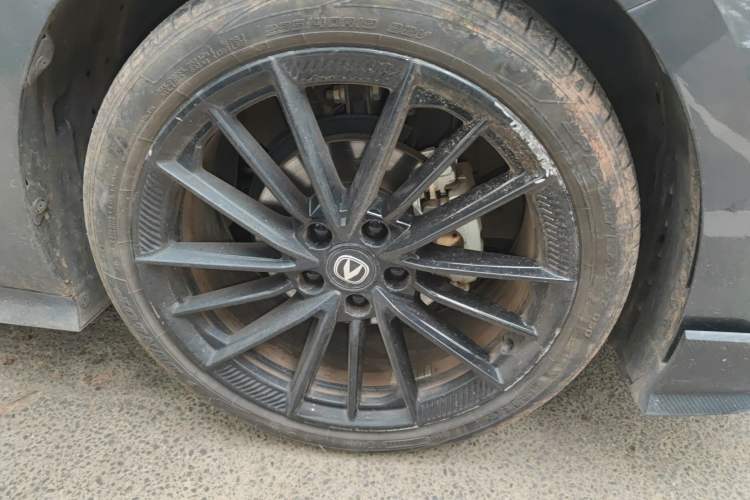 Used CHANGAN UNI-V 2024 1.5T Prestige Sport Edition
