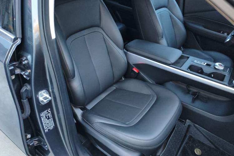 Used Wuling Xingguang 2024 Co-Creation Edition 150 Flagship Model
