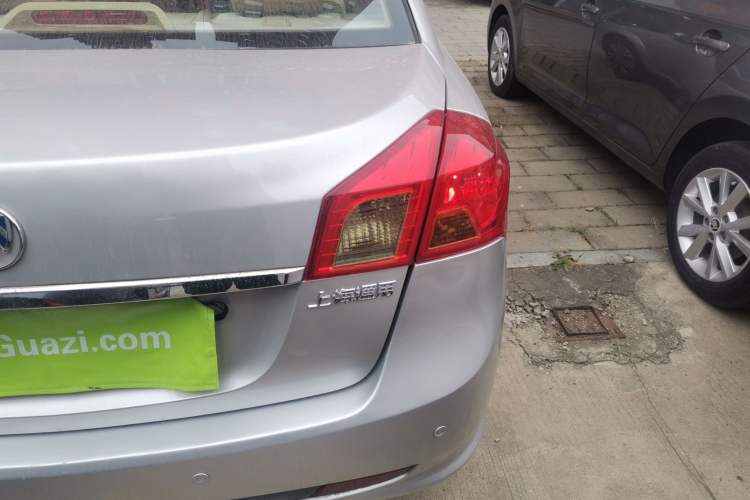 Used Buick Excelle 2013 1.5L Manual Classic Model
