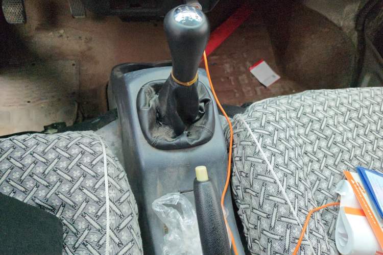 Used Jinbei Hiace X30 2020 1.5L Van Super-Enjoyment Model China VI Standard SWC15M
