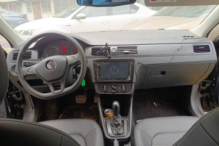 Used Volkswagen Santana 2018 1.5L Automatic Fashion Edition