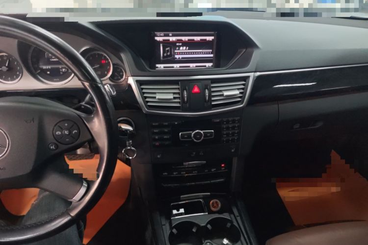 Used Mercedes-Benz E-Class 2013 E 260 L CGI Stylish Model
