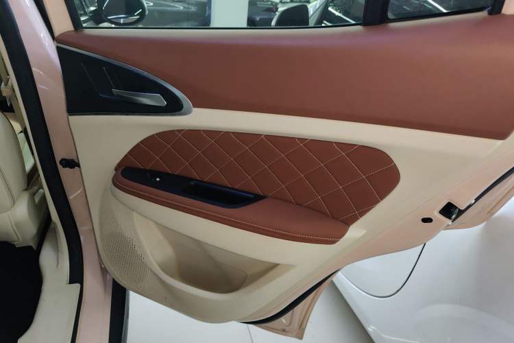 Used ORA Good Cat 2021 400km Standard Range Athena Edition Lithium-Ion Battery