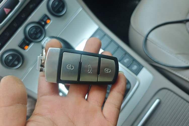 Used Volkswagen Magotan 2015 2.0 TSI Prestige Model
