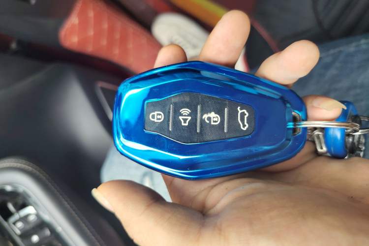 Used JETOUR X70 2020 1.5T DCT Comfort Edition 5-seater