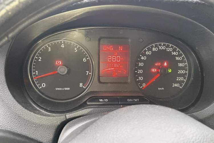 Used Volkswagen Polo 2013 1.4L Automatic Comfort Edition Instrument Cluster