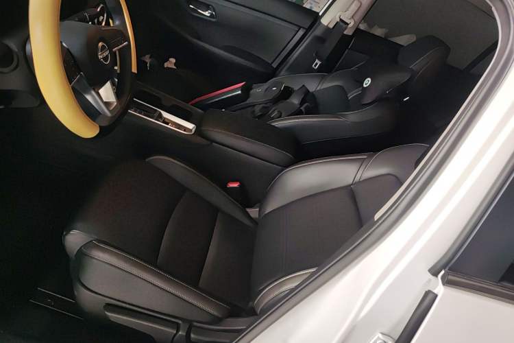 Used Nissan Sylphy 2025 1.6L CVT Genuine Edition Left Front Seat