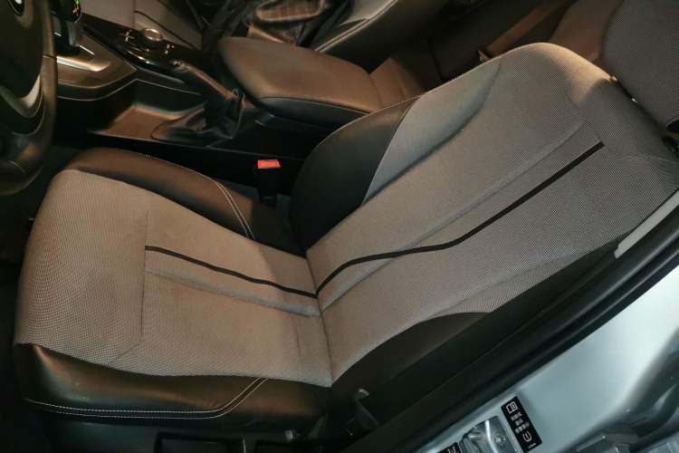 Used BMW 1 Series 2012 116i Urban Edition Left Front Seat