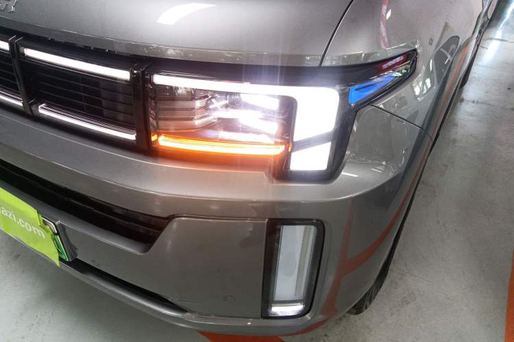 Used BAIC Off-Road BJ60 Leiting 2024 Magic Electric Drive Advanced Version 5 Seats Left Front Headlight