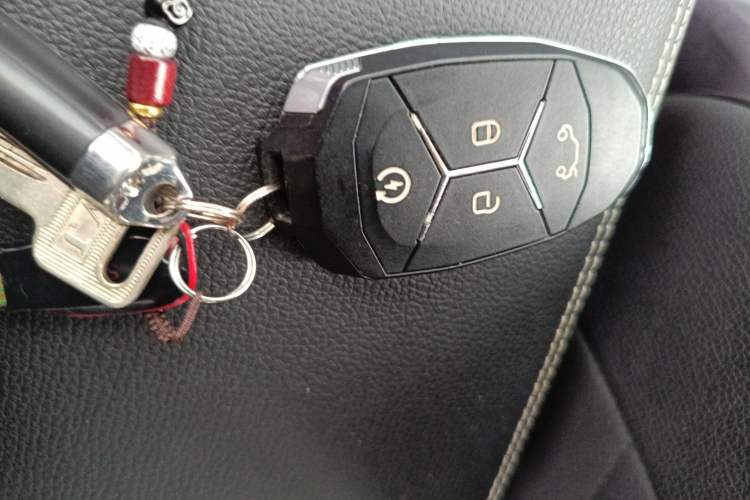 Used Lynk & Co 01 2019 2.0T Two-Wheel-Drive Version China VI Standard
